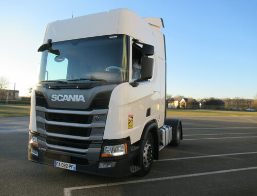 Disponible à la location ! Tracteur Scania R450